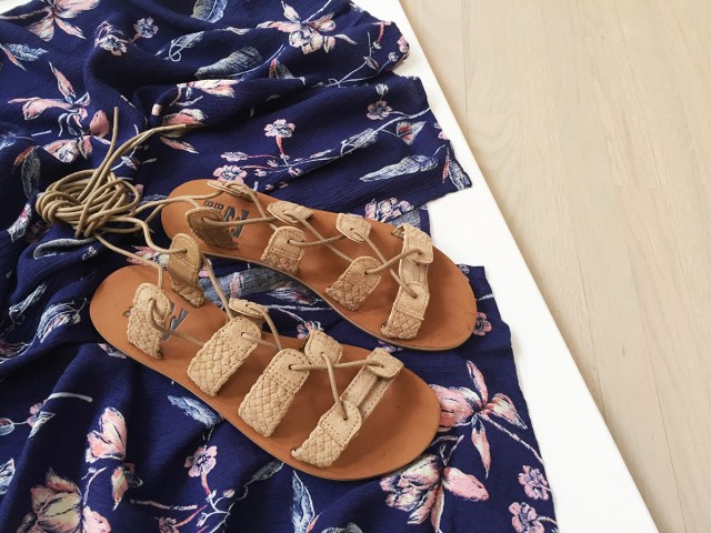 NEON Spring Look - Sandals